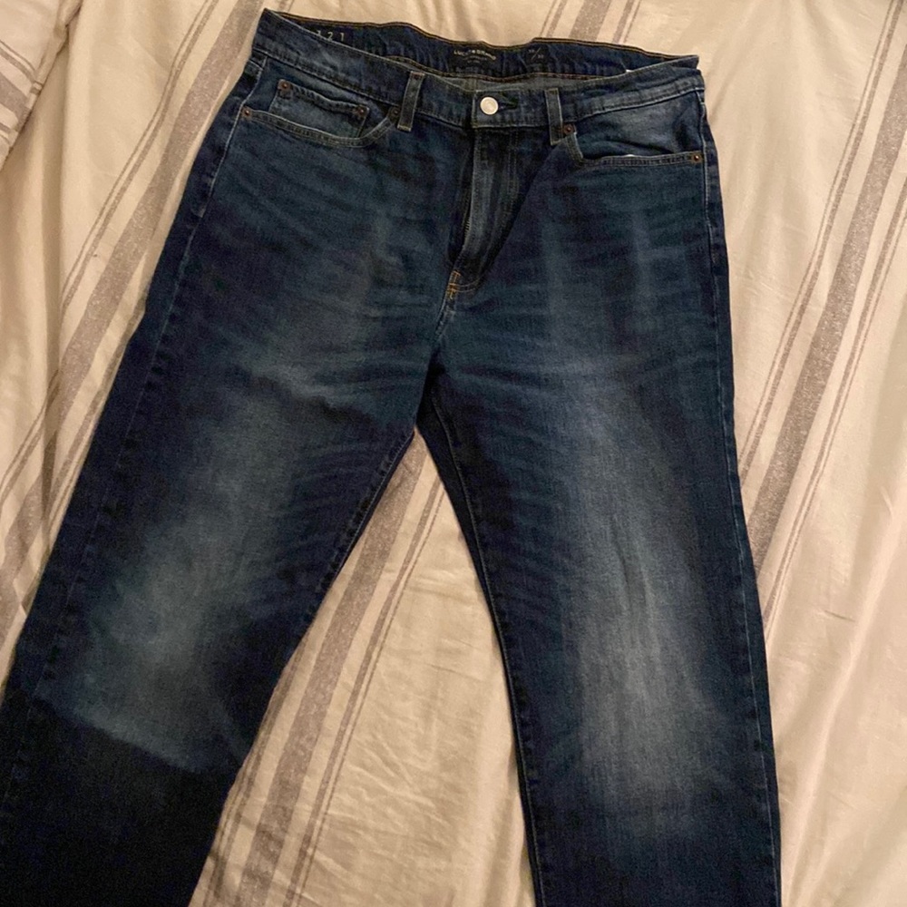 Lucky 121 Mens jeans.